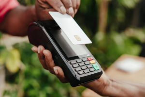 Cách thức hoạt động của dịch vụ đáo hạn thẻ tín dụng
