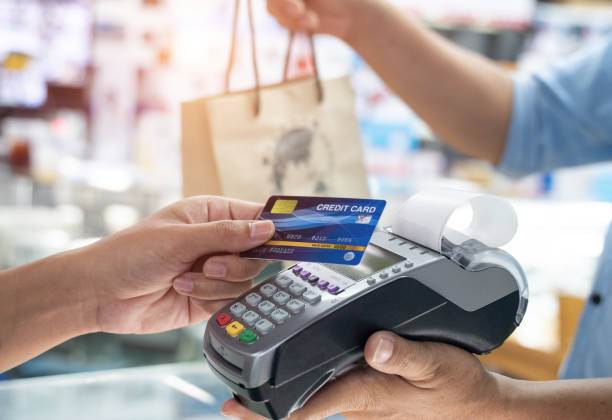 Rút tiền mặt thẻ tín dụng qua máy POS